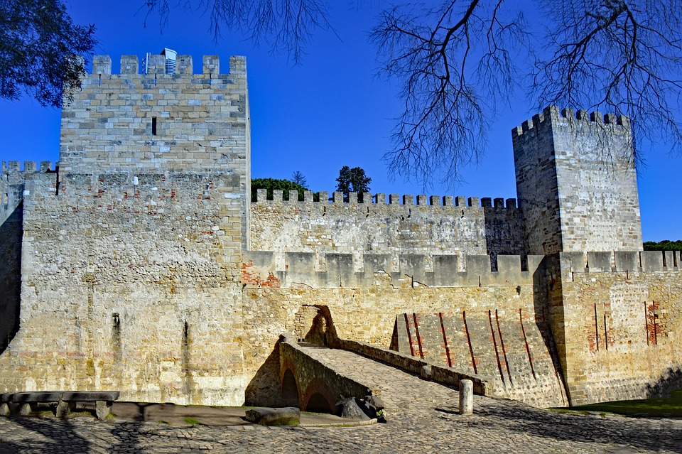 São Jorge Castle – Arch Journey